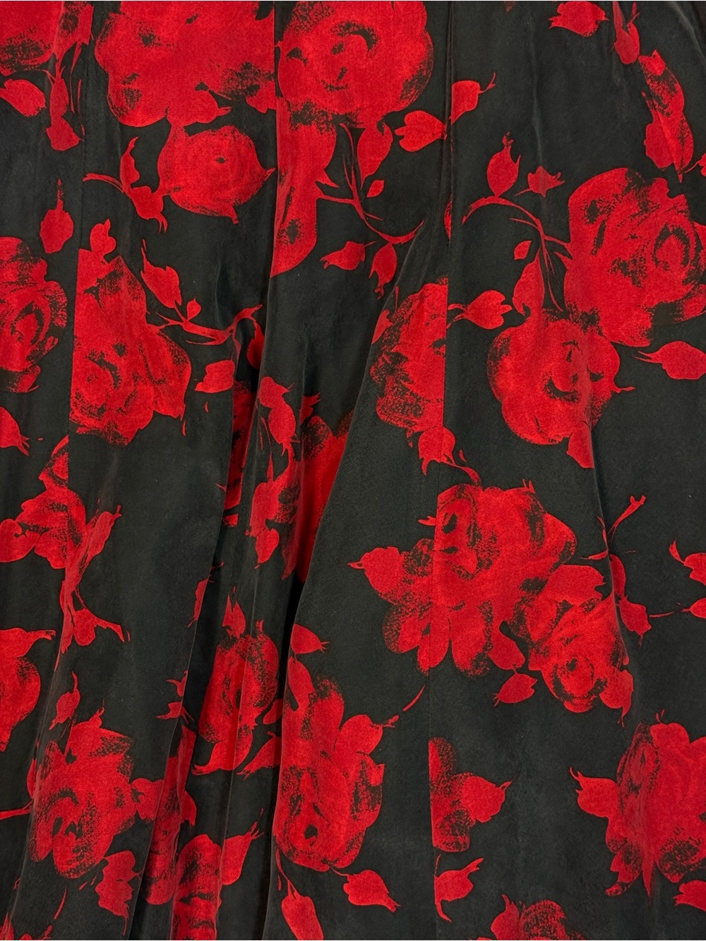 Moda International | Red Rose Silk Wrap Dress 100% silk - Picture 3 of 6